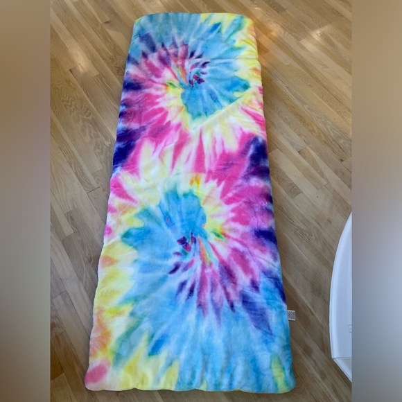 IScream Tie Dye Sleeping Bag - Picture 3 of 4
